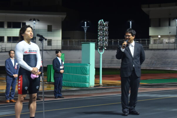 松阪F1ナイター競輪『秋の霜ふり本舗杯』での式典中③