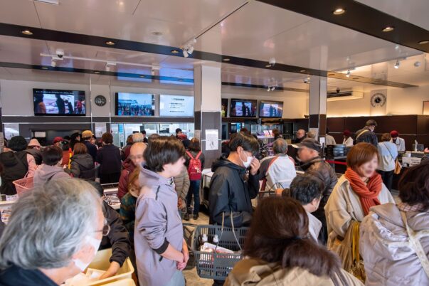 2025年12月29日・30日・31日に開催された三重県松阪市の精肉店 霜降り本舗の霜ふりまつりの店内の様子